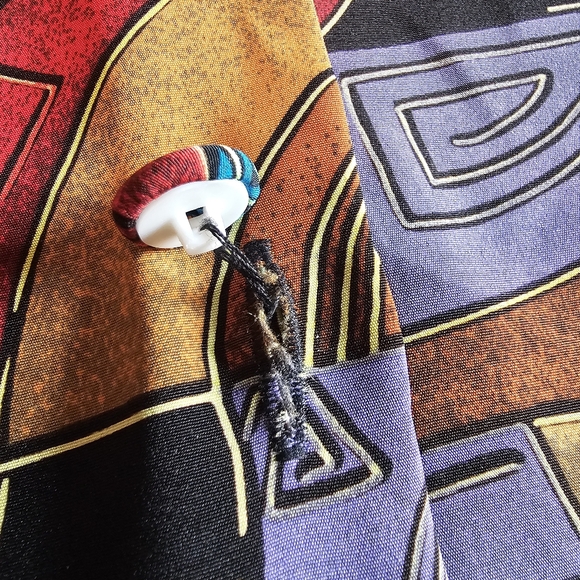 Quirky Colorful Printed Button Down Longsleeve Shirt Women's 6 - Picture 8 of 8